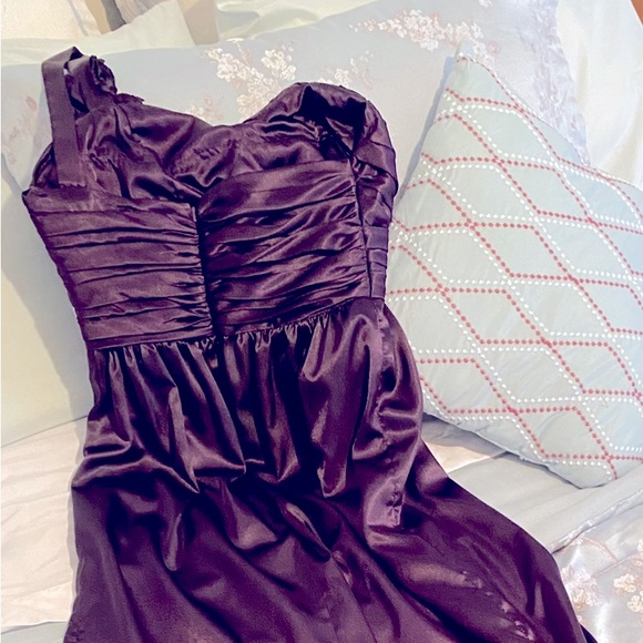 Prom gown. Beautiful deep purple - Picture 3 of 5